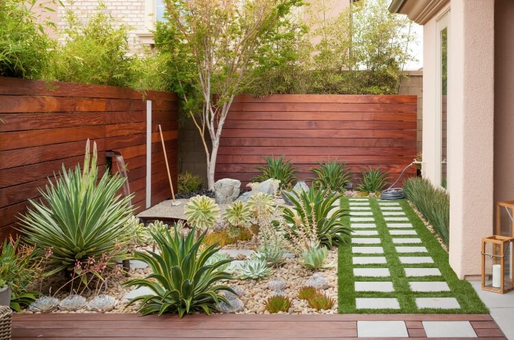 amenager-son-jardin-avec-des-galets-ameliorer-aspect-mur-coin-repos-contourner-allees